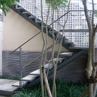 エントランス階段.JPG